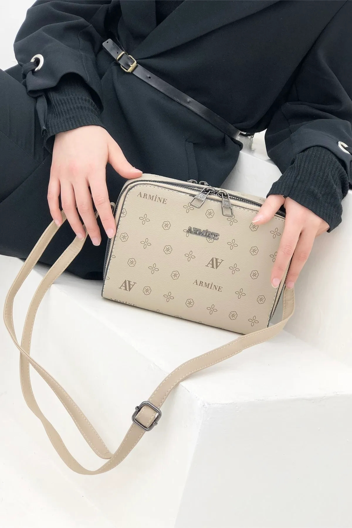 Armine 228 Bayan Çanta Baskılı Vizon