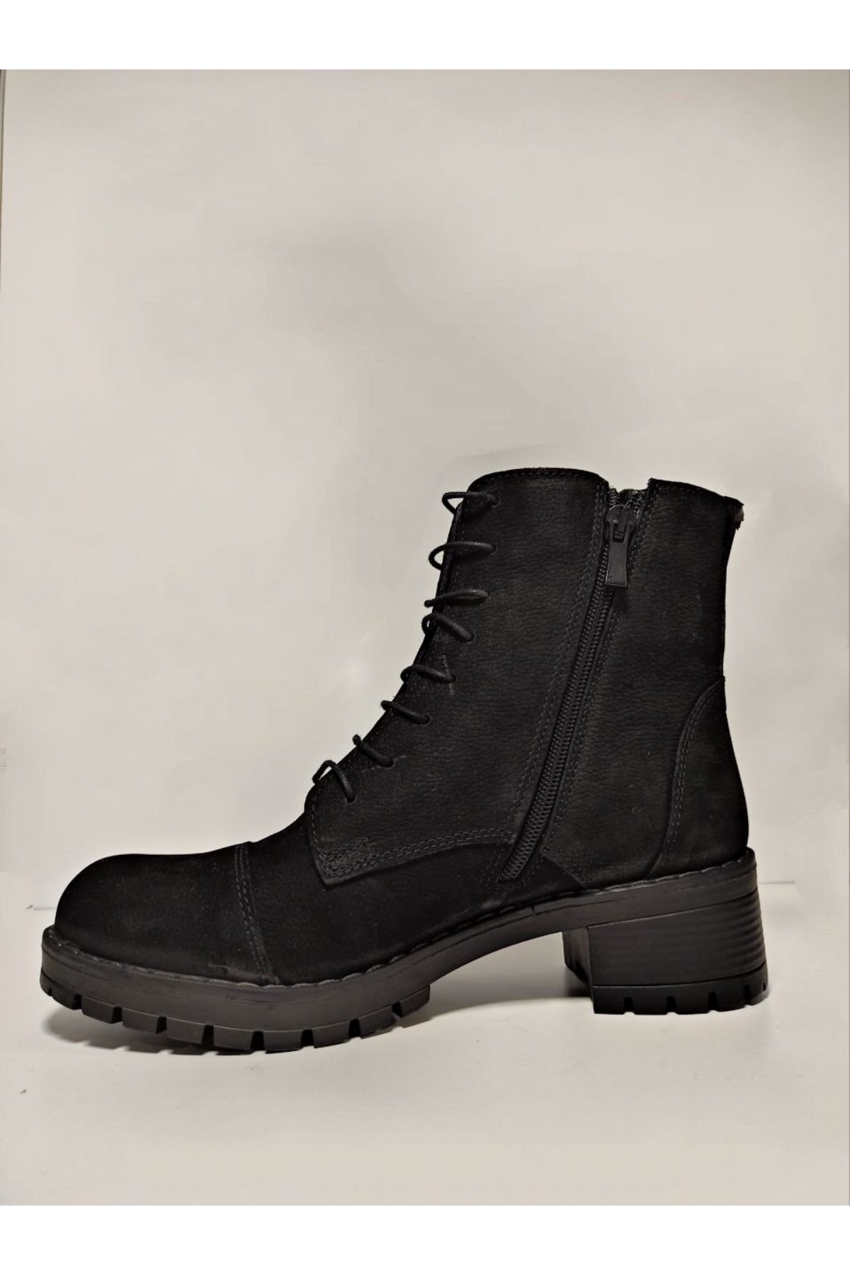 Castle Black YLDZ-2670-2 Siyah Hakiki Deri Kadın Bot Siyah