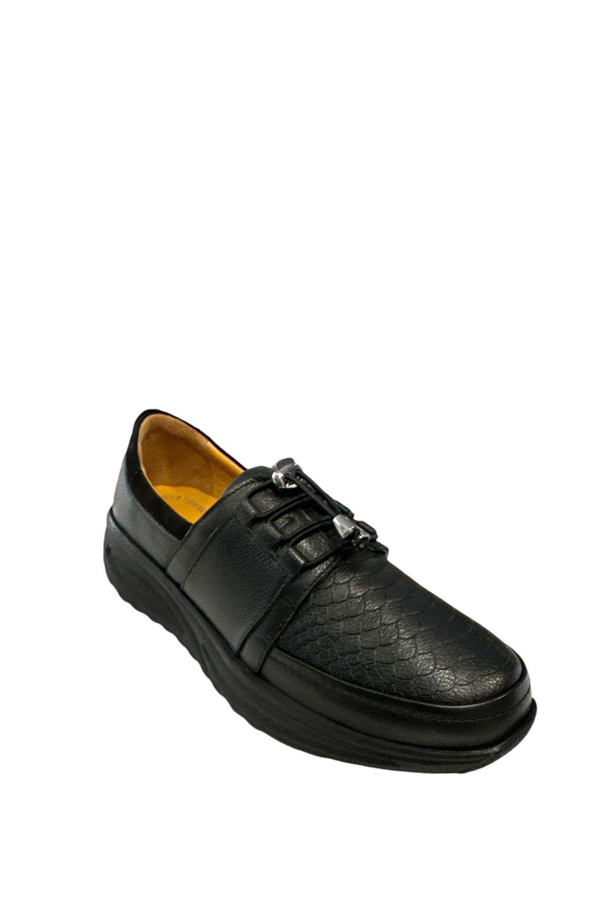 Castle Black YLDZ-42640 Kadın Hakiki Deri Ortopedik Comfort Ayakkabı Siyah