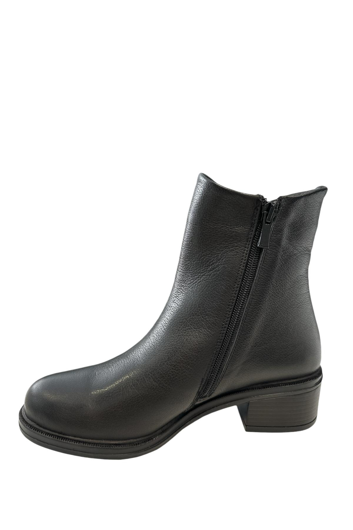 Castle Black YLDZ-47621-1 Kadın Hakkiki Deri Klasık Bot Siyah