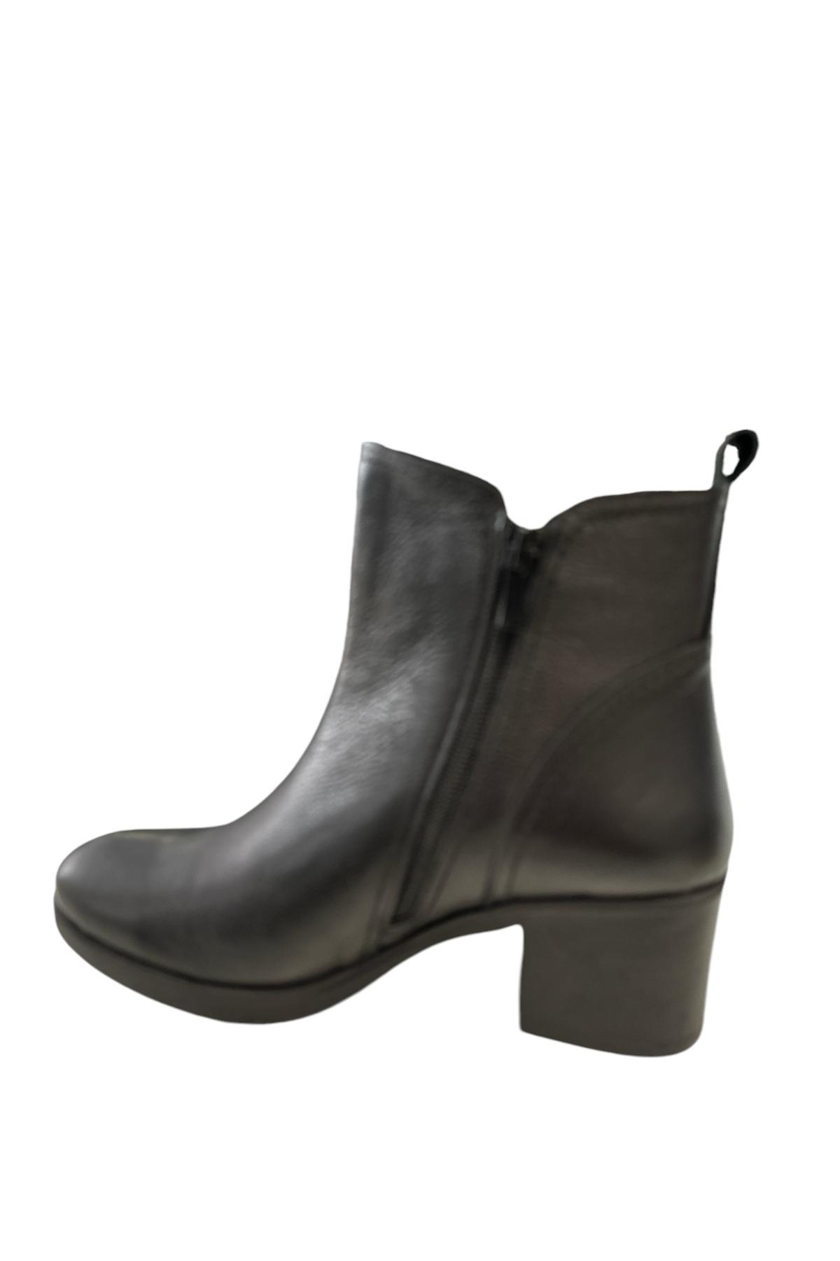 Castle Black YLDZ-92163-1 Kadın Hakiki Deri Klasik Bot Siyah