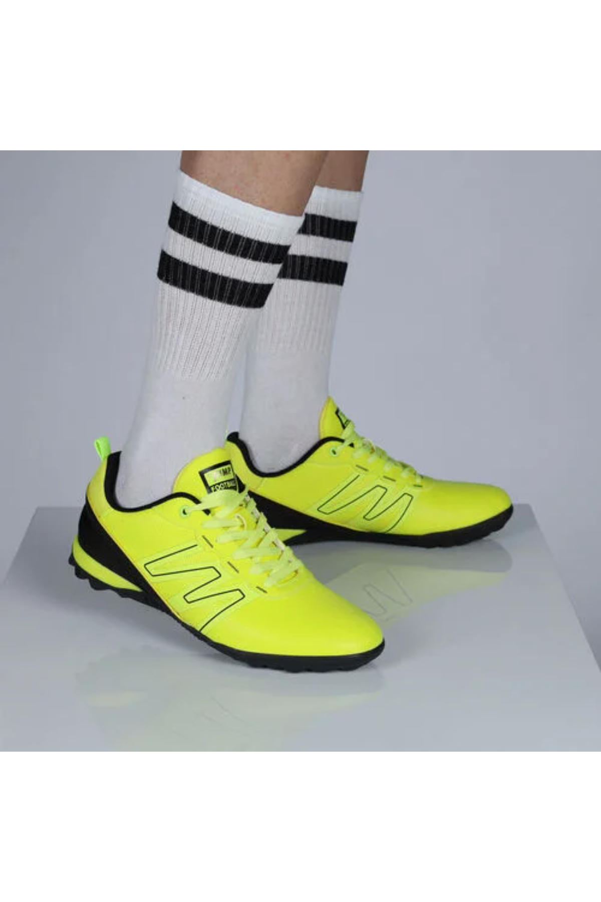 Jump 29112 Halı Saha Krampon Futbol Ayakkabısı Sarı