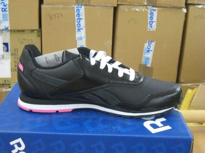 Reebok World Jogger Seasonal  J81808 Kadın Günlük Ayakkabı Siyah