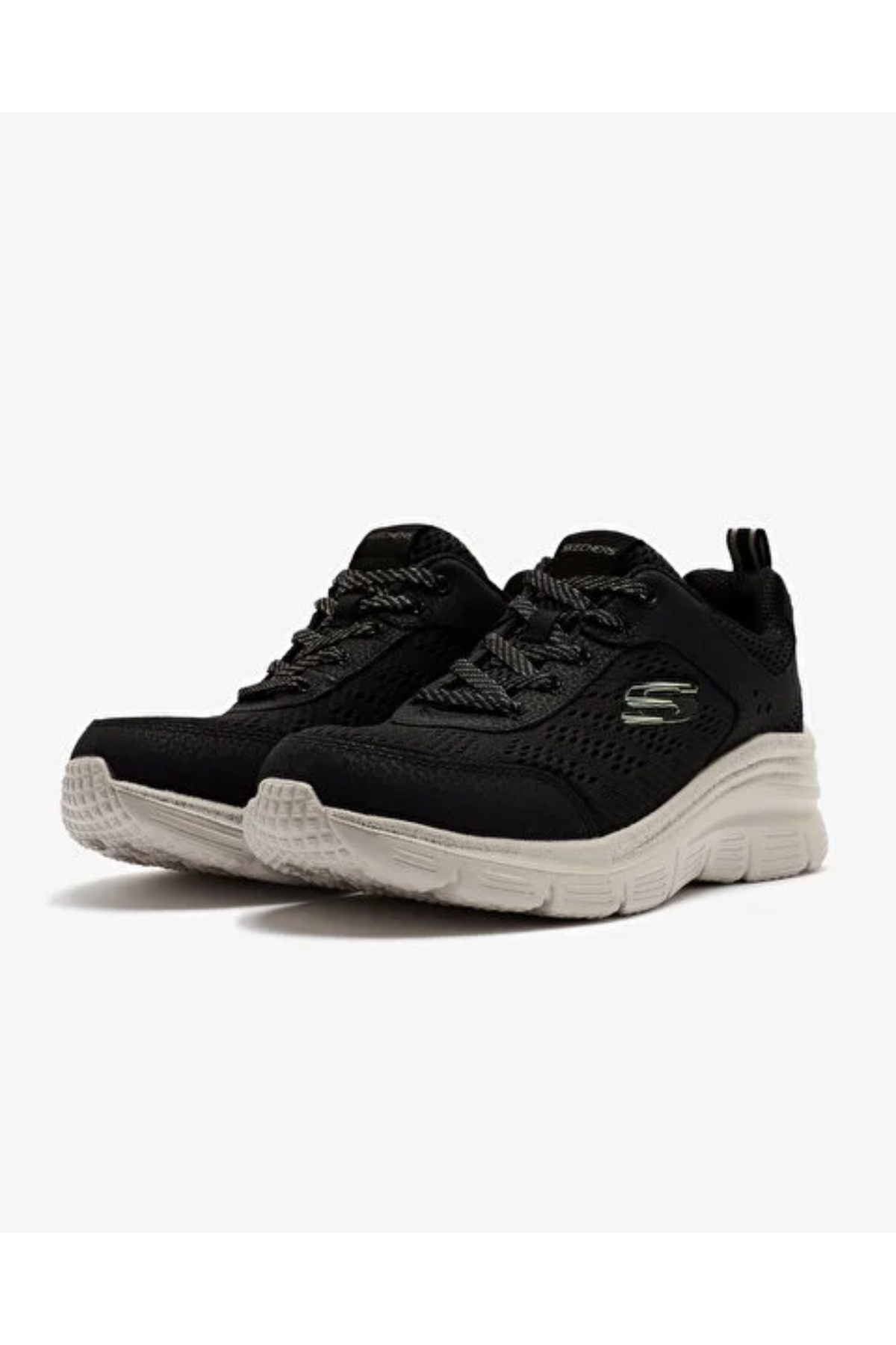 Skechers 896294TK BKGD FASHION FIT  Kadın Spor Ayakkabısı Siyah Beyaz