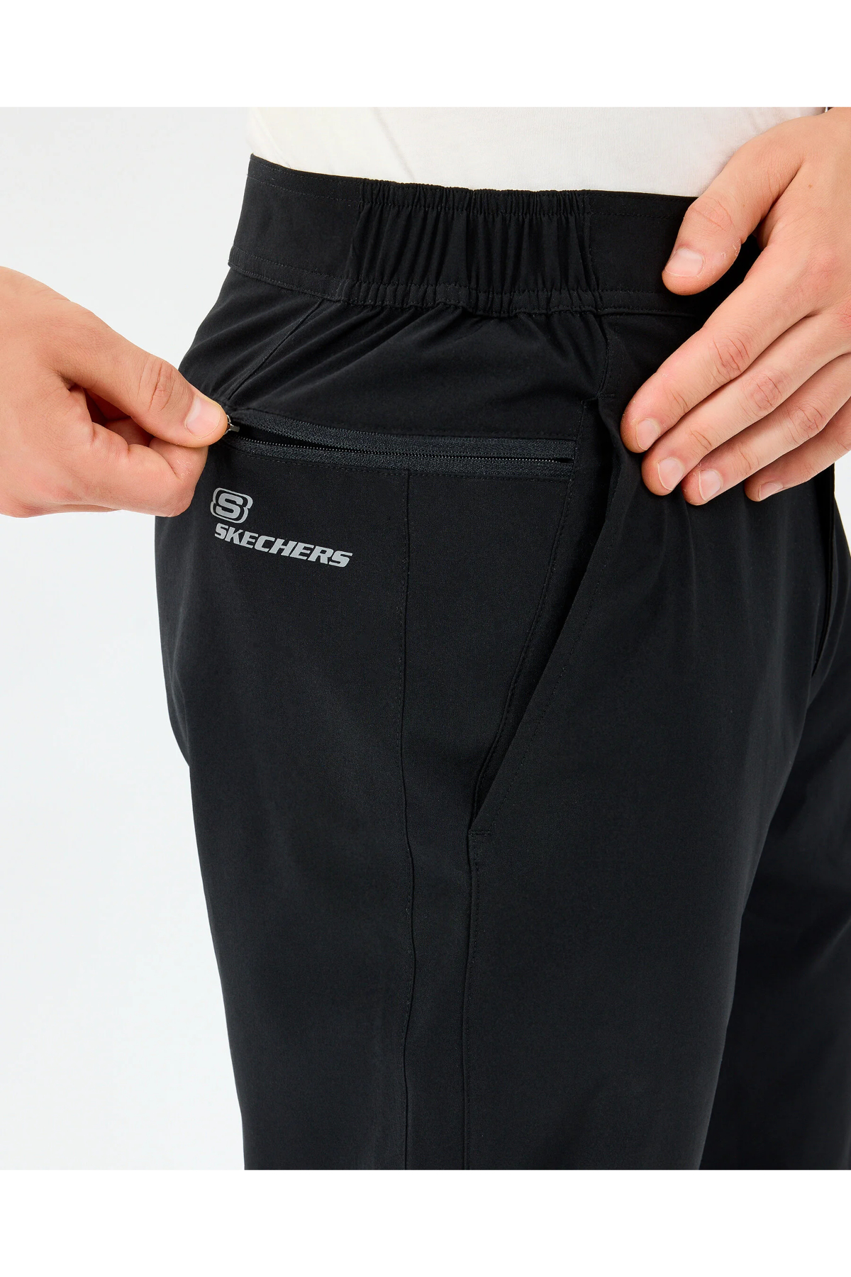 Skechers S211809-3817 M Micro Collection Side Zipper Jogger Erkek Eşofman Altı Siyah