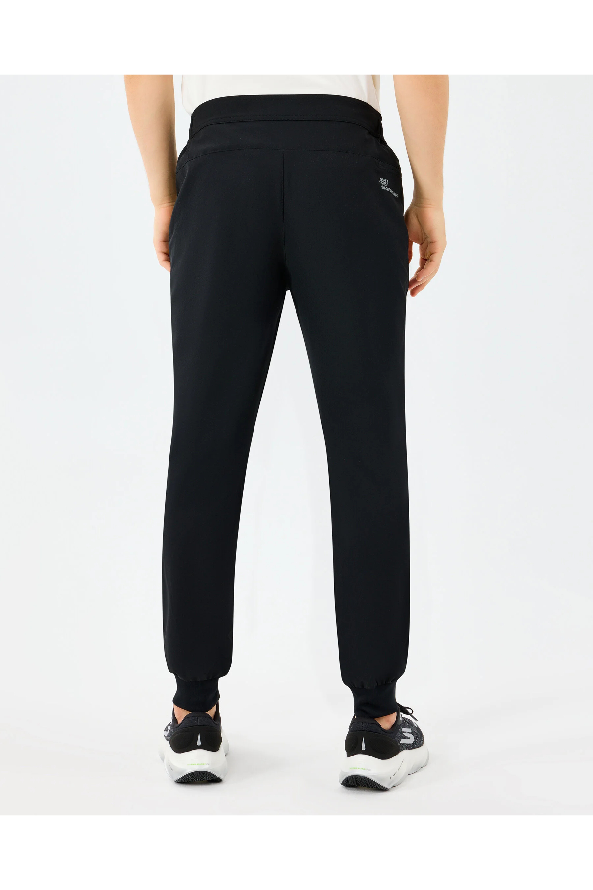 Skechers S211809-3817 M Micro Collection Side Zipper Jogger Erkek Eşofman Altı Siyah