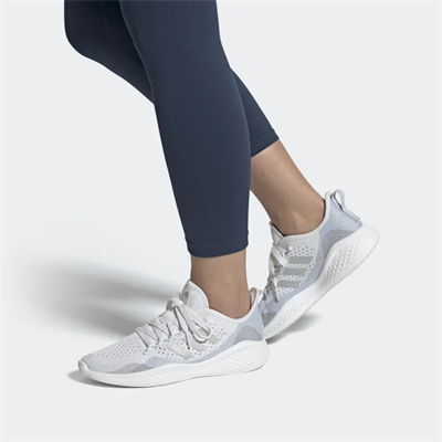 Adidas FY5961 Fluidflow 2.0 Kadın Yürüyüş Ayakkabısı beyaz gri