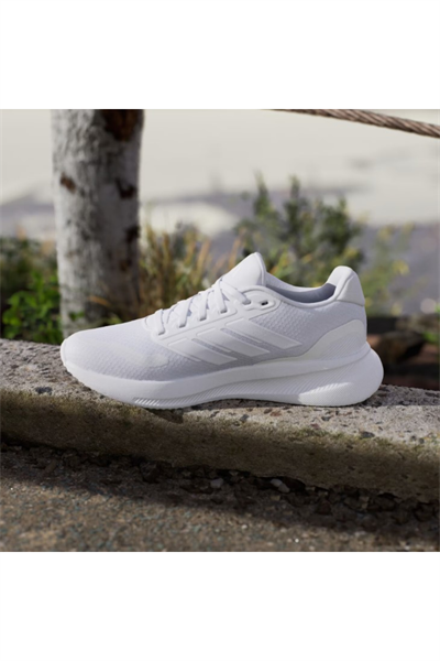 Adidas IH7760 RUNFALCON 5 W Kadın Yürüyüş Ayakkabı Beyaz