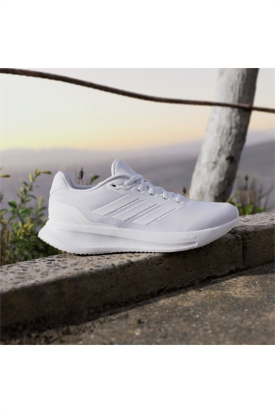 Adidas IH7760 RUNFALCON 5 W Kadın Yürüyüş Ayakkabı Beyaz