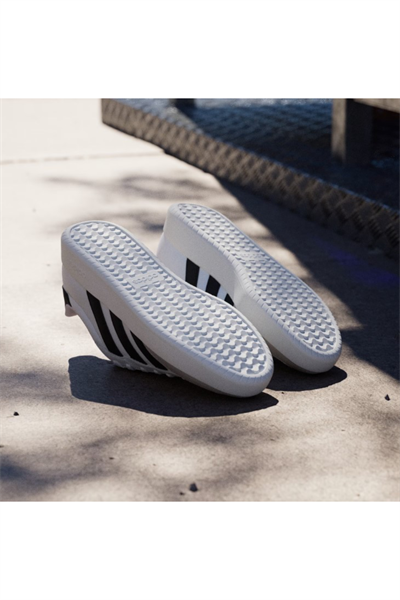 Adidas JI2306 BARREDA Erkek Sneaker Ayakkabısı Beyaz