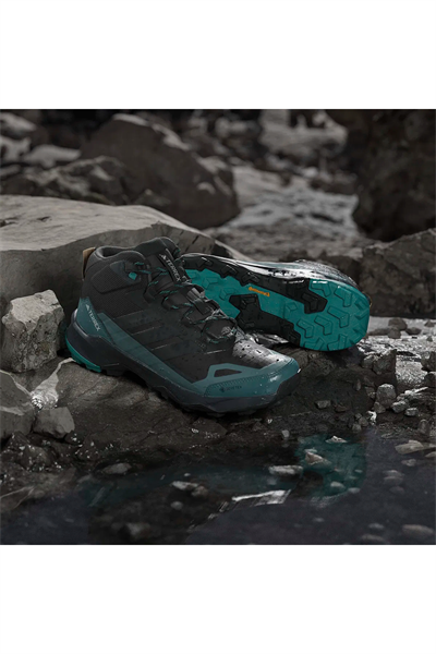 Adidas JQ2206 TERREX SKYCHASER AX5 MID GTX Erkek Outdoor Bot Siyah Mavi