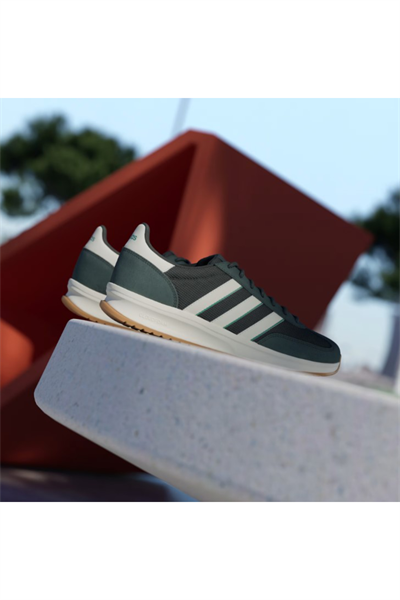 Adidas JR2406 RUN 70s 2.0 Erkek Yürüyüş Ayakkabısı yeşil