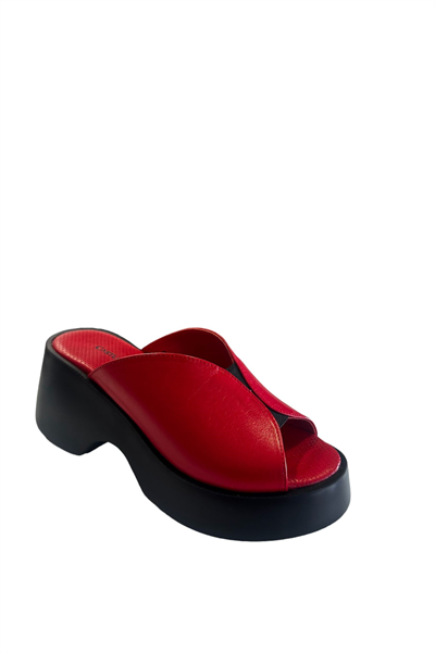 Castle Black 42614 Kadın Hakiki Deri Yazlık Terlik Kırmızı