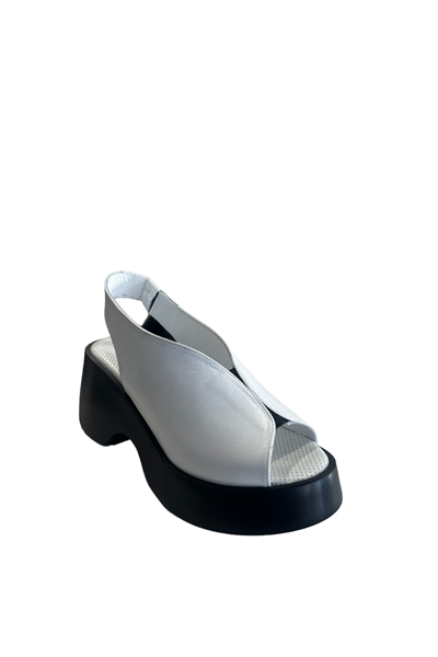 Castle Black 42624 Kadın Hakiki Deri Yazlık Ayakkabı Beyaz