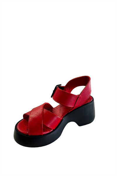 Castle Black 42627 Kadın Hakiki Deri Yazlık Ayakkabı Kırmızı