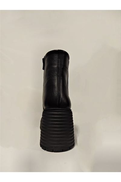 Castle Black 543622-1 Hakikki Deri Kadın Botu Siyah