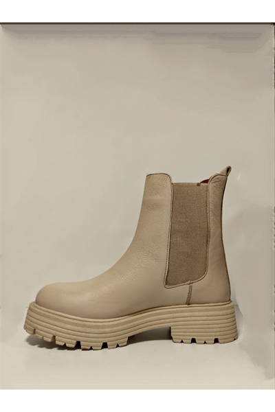 Castle Black YLDZ-23821-1 Hakkiki Deri Kadın Bot bej