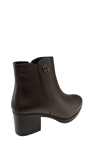 Castle Black YLDZ-92160-1 Kadın Hakiki Deri Klasik Bot Kahverengi