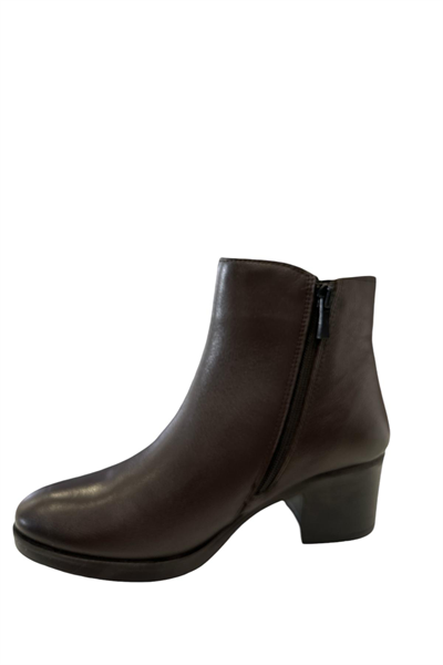 Castle Black YLDZ-92160-1 Kadın Hakiki Deri Klasik Bot Kahverengi