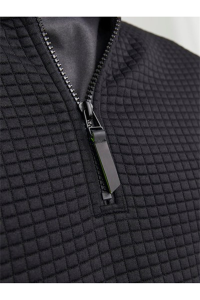 Jack&Jones 12245404 JCOBLACK Erkek Sweat Siyah