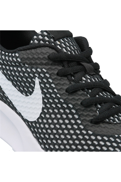 Nike 844887-012 Tanjun Se Erkek Spor Ayakkabı Siyah Beyaz