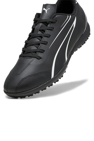 Puma 107484 01 VITORIA TT Erkek Halısaha Ayakkabısı Siyah Beyaz