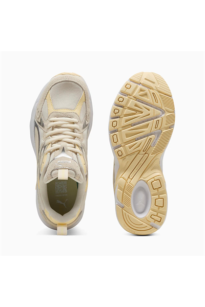 Puma 393489 16  Milenio Tech Suede Kadın Yürüyüş Ayakkabısı bej