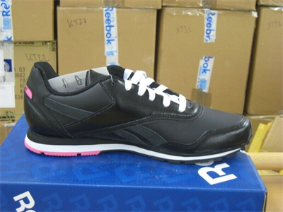 Reebok World Jogger Seasonal  J81808 Kadın Günlük Ayakkabı Siyah