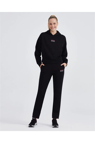 Skechers S232240-001 W Essential Regular Kadın Eşofman Altı Siyah