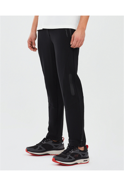 Skechers S241043-001 M Micro Coll. Regular Fit Pant Erkek Alt Eşofman Siyah