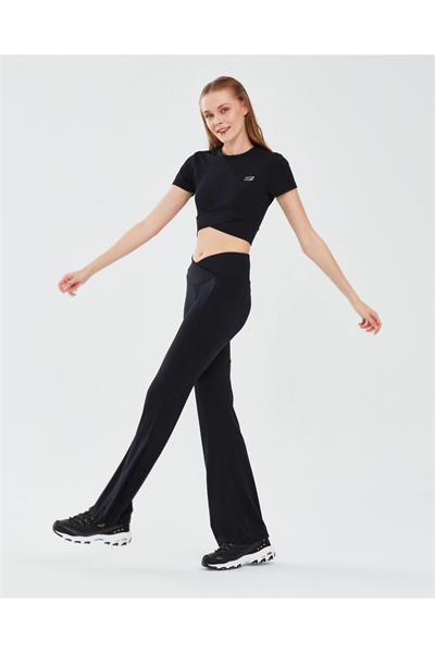Skechers S241133-001 W Performance  Coll Crop Kadın Spor Crop Siyah