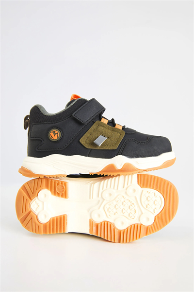 Vicco 946.B24K.440 Getto Çocuk Yürüyüş Ayakkabısı Siyah Beyaz