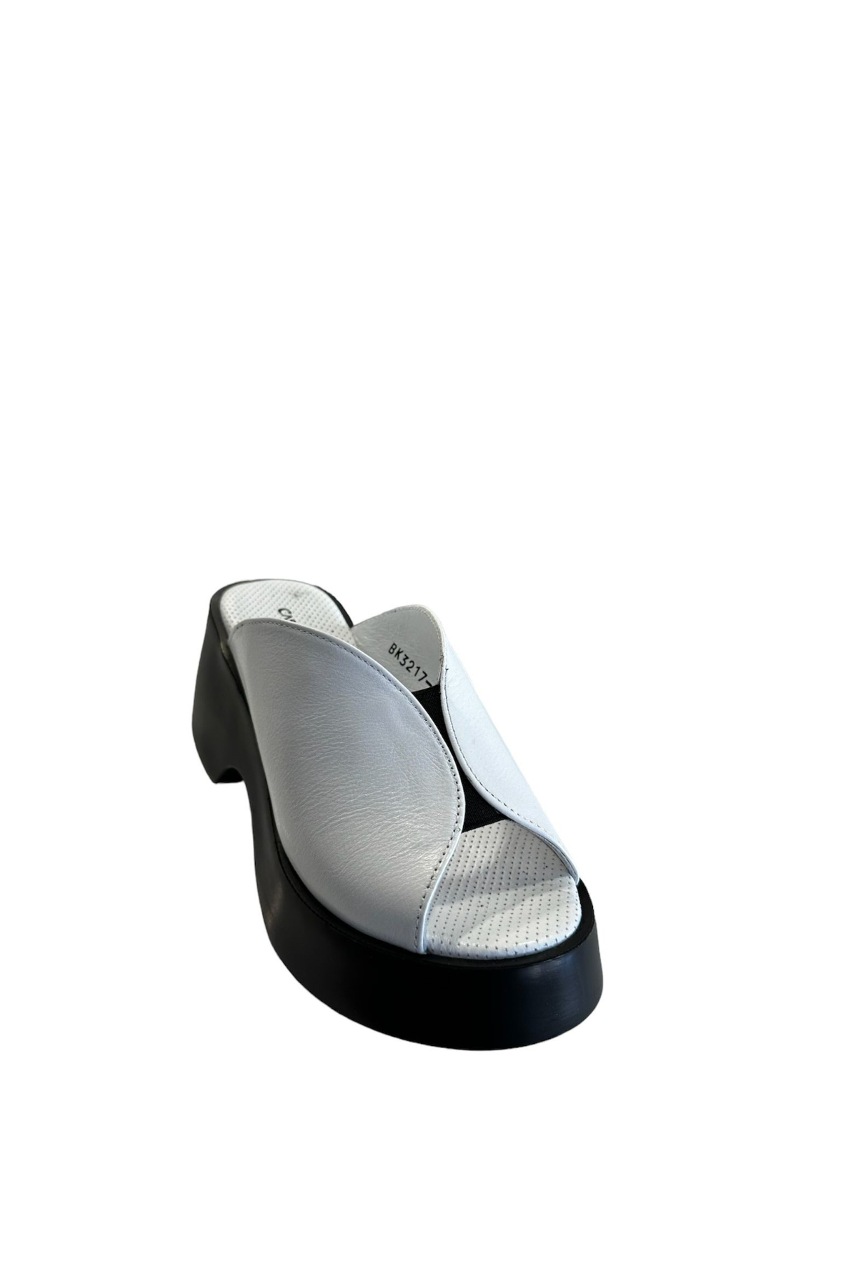 Castle Black 42614 Kadın Hakiki Deri Yazlık Terlik Beyaz