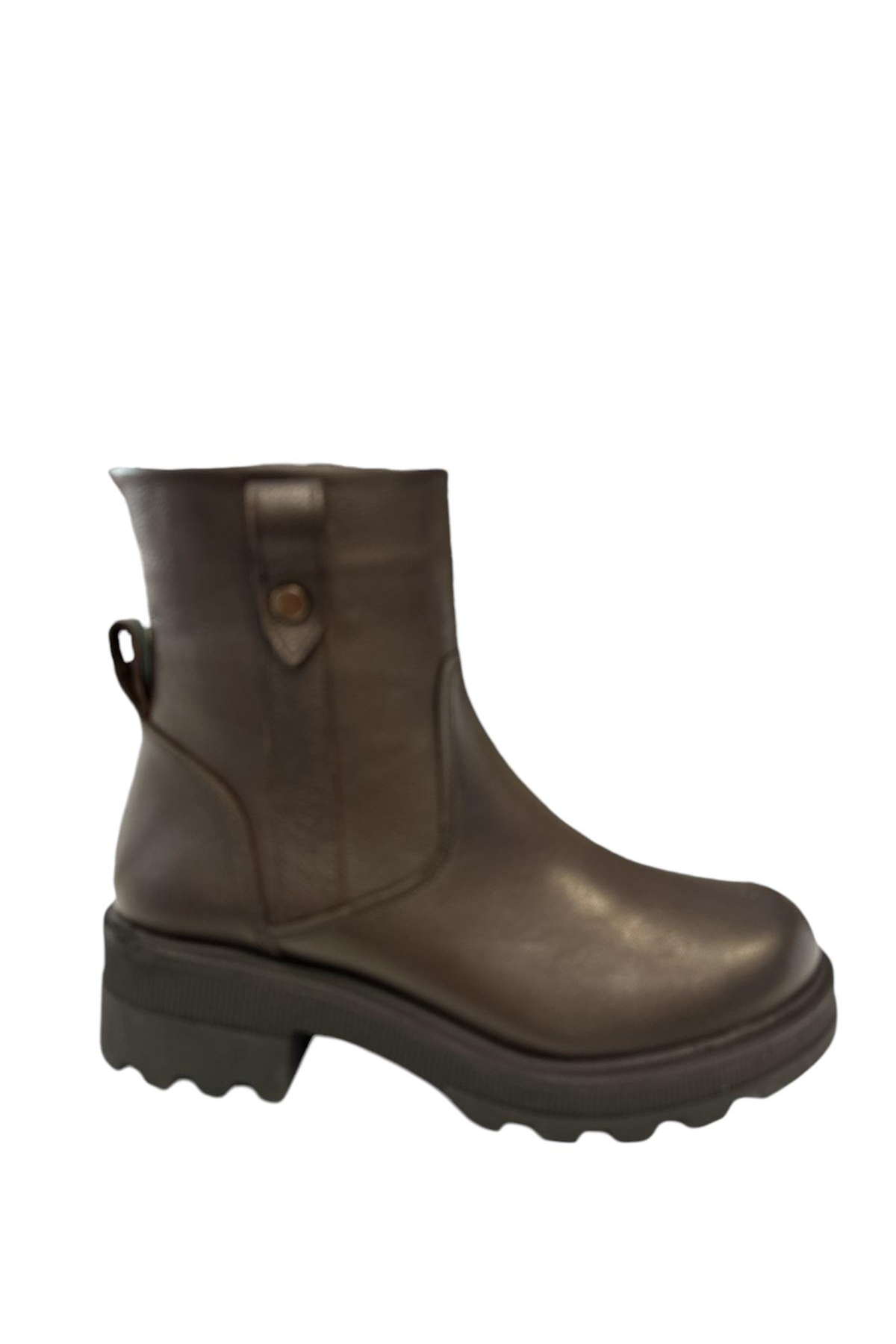 Castle Black YLDZ-212581-1 Kadın Hakiki Deri Klasik Bot Kahverengi