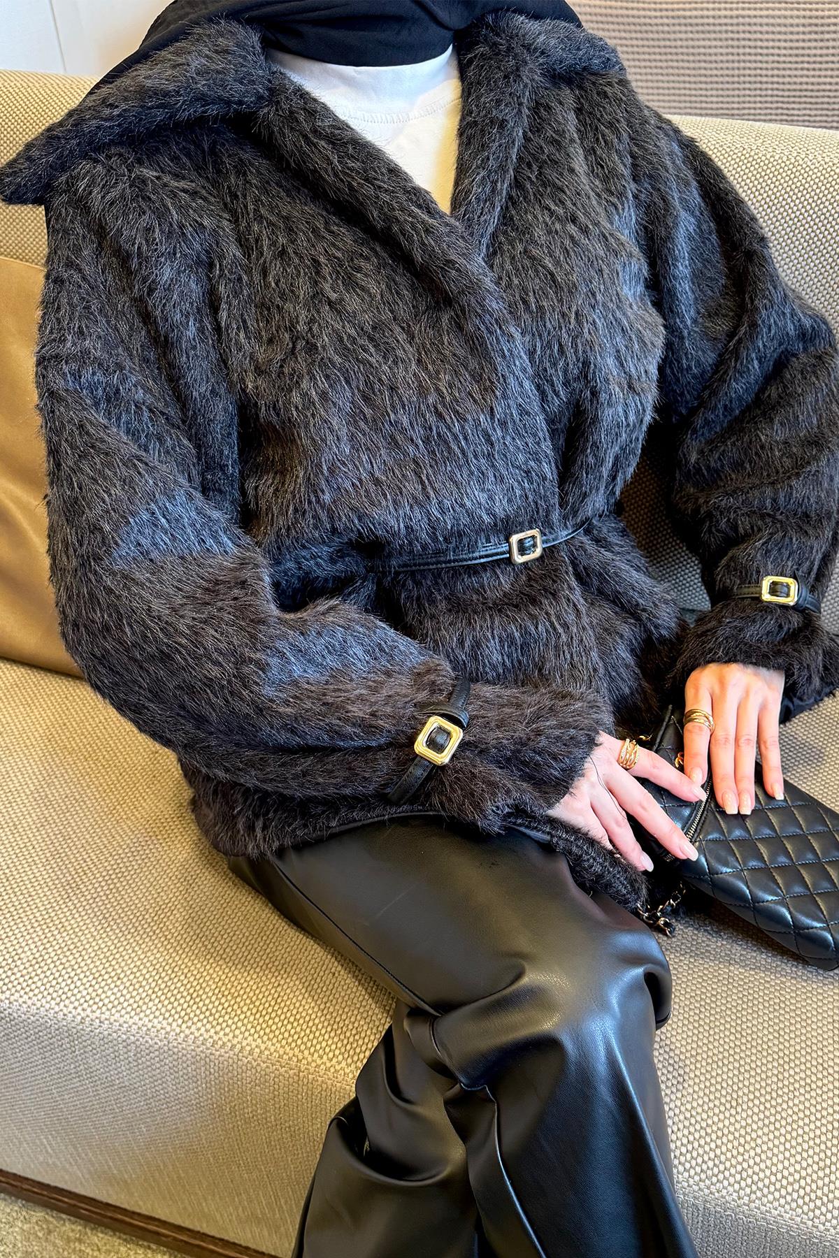 Astarlı Kürk Ceket Siyah