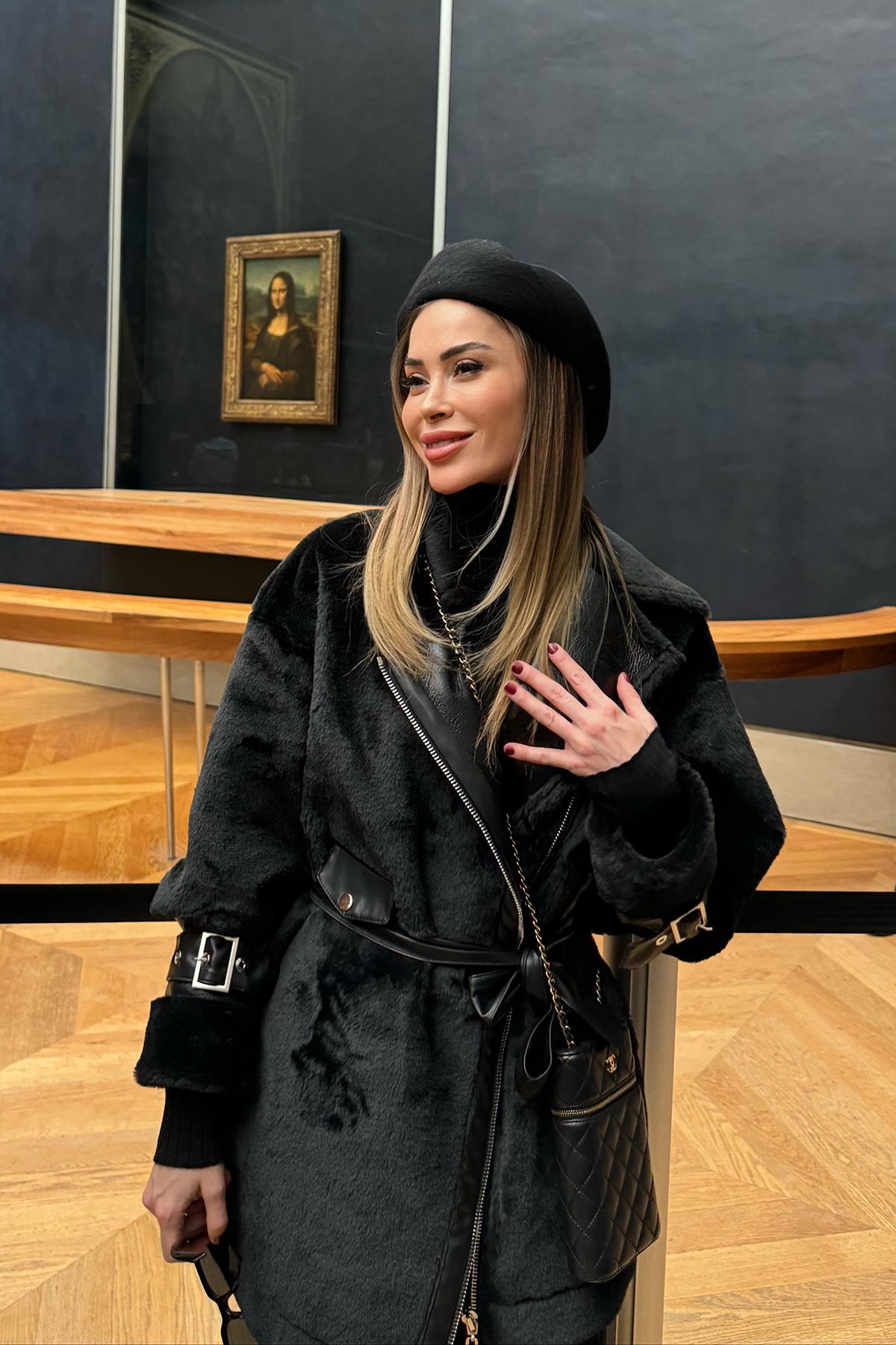 Für Siyah Deri Detay Kaban