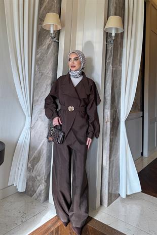 Asimetrik Kesim Kahverengi Kemerli Takım