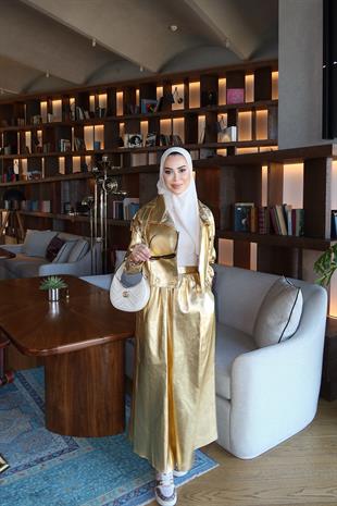 Taş Detaylı Gold Etekli Takım
