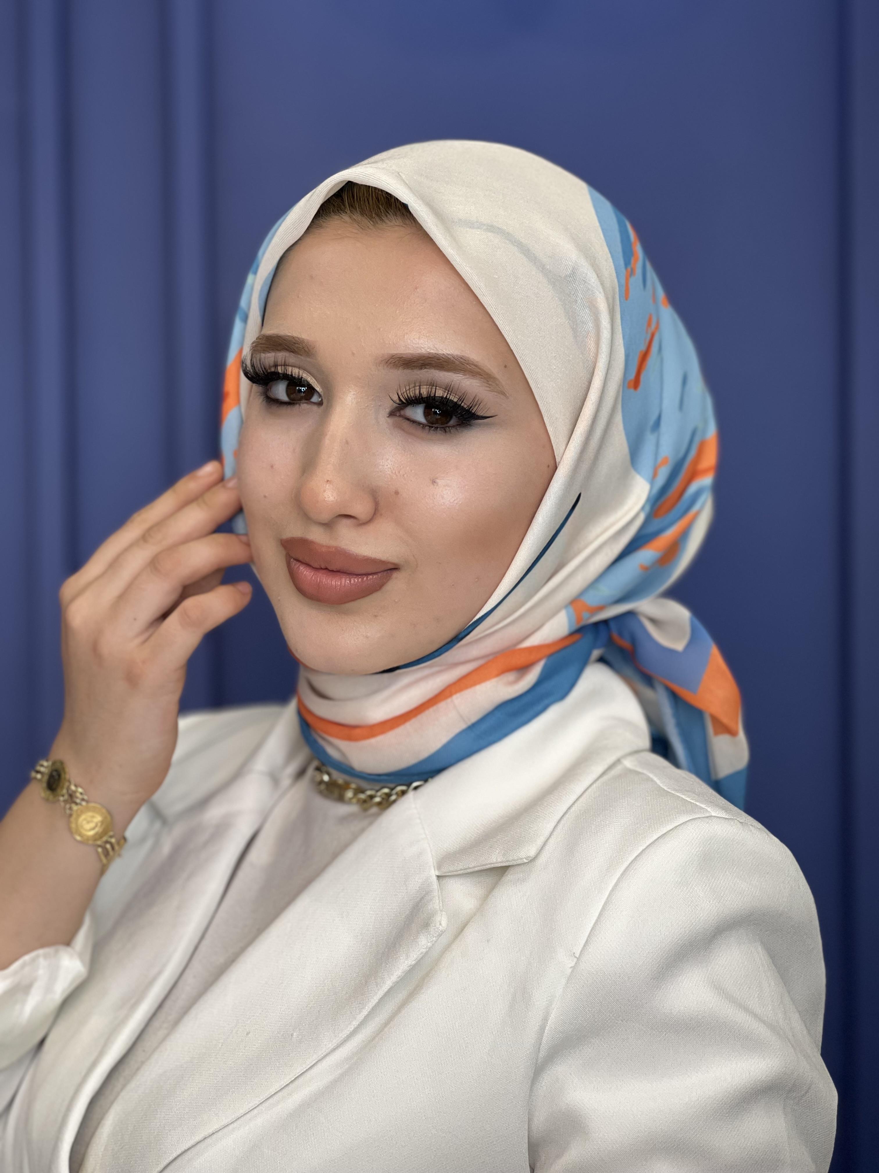 Flora Desen - Beyaz Mavi