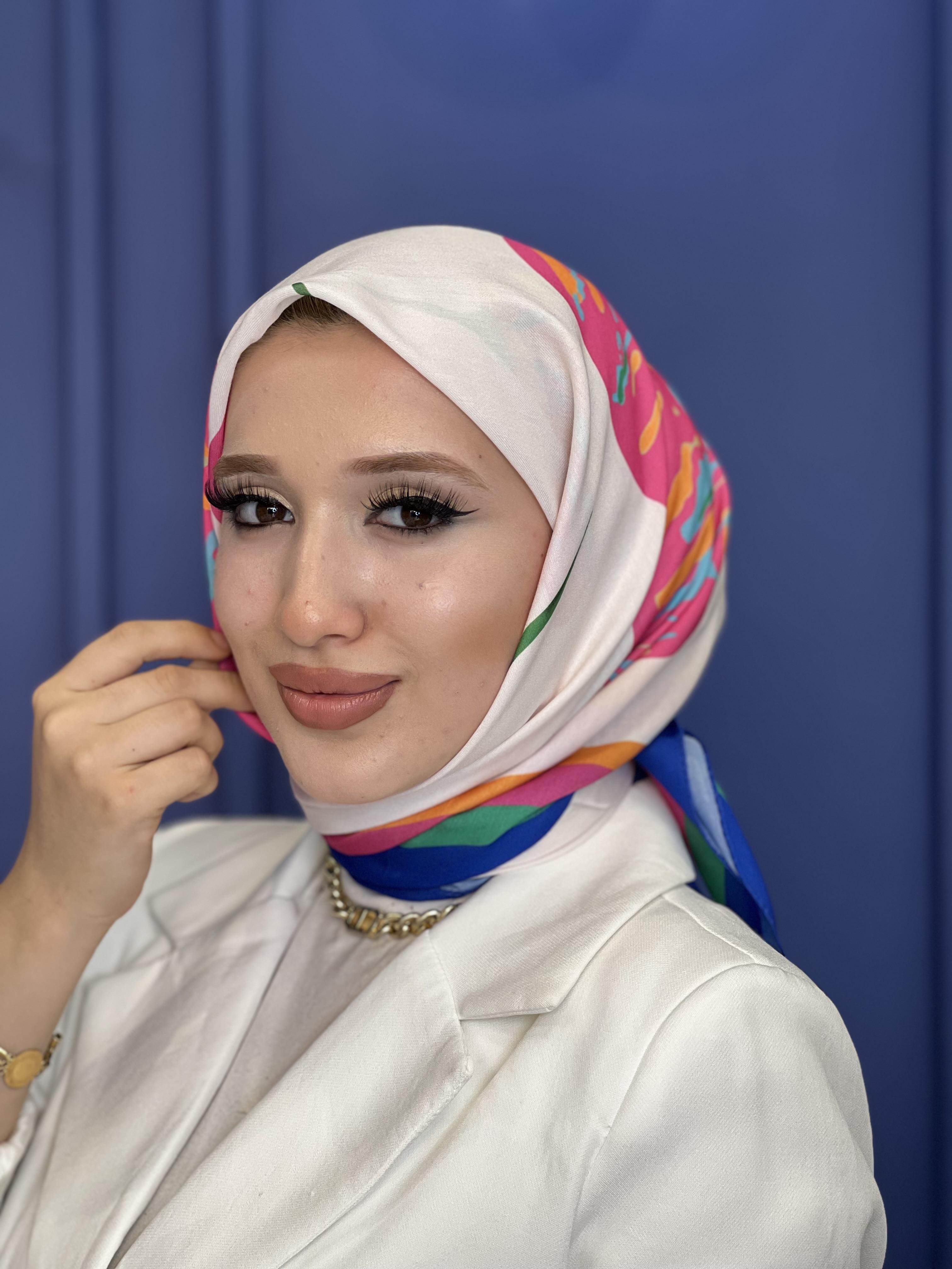 Flora Desen - Beyaz Fuşya