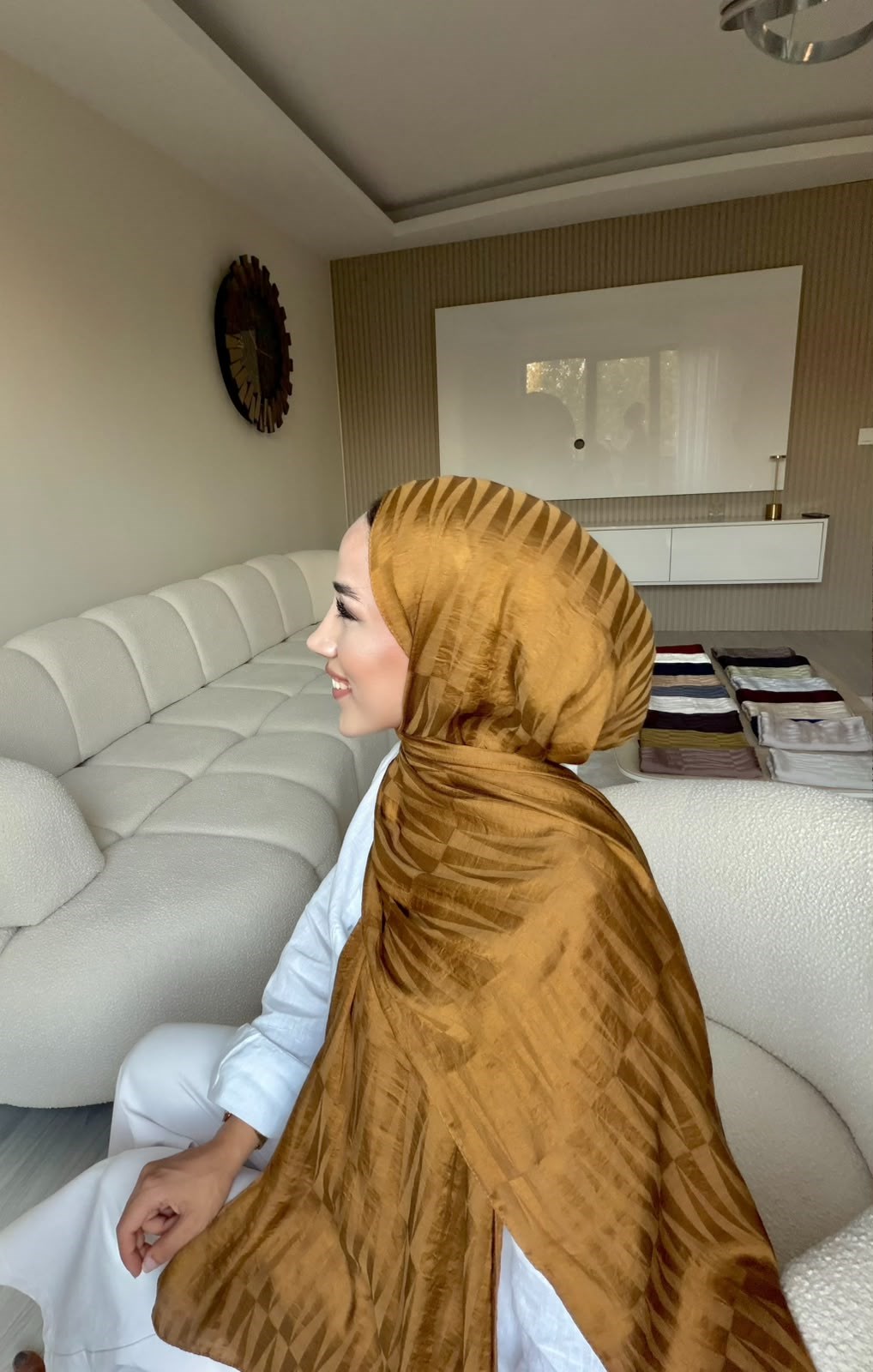 Mira Desen Şal - Gold