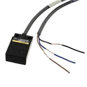 OMRON TL-W5MD1 Endüktif Sensör