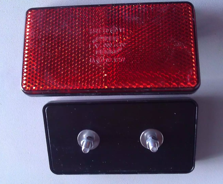 KEDİ GÖZÜ REFLEKTÖR KARE