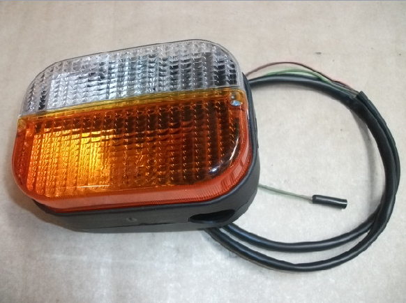 ÖN SİNYAL LAMBASI SOL