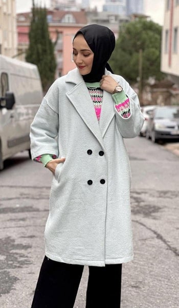 soğuk havalarda rahat kampüs stili