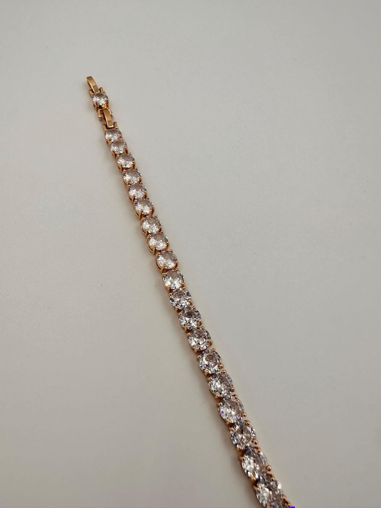 Büyük zirkon taş vip bileklik gold 00966