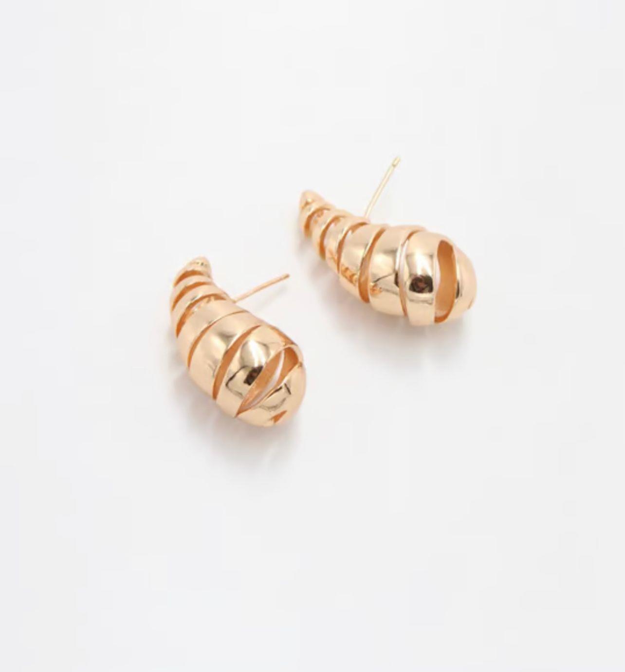 Marka model gold küpe 830