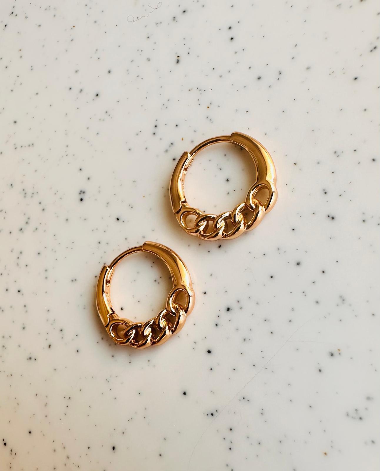 VIP gold mini halka detay küpe 00854