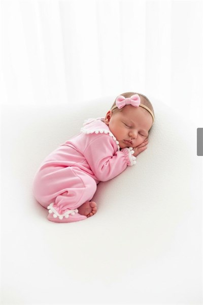 Pembe Bebe Yaka Penye Tulum