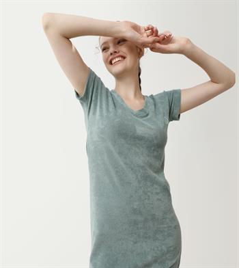 V Yaka Havlu Kumaş Kadın Elbise